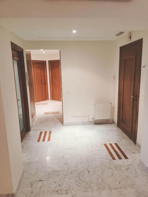 Tres Bel Appartement Idealement Place Λα Μάρσα Εξωτερικό φωτογραφία